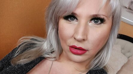 Starte eine Liveshow mit AnnaKosyta