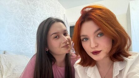 Starte eine Liveshow mit JulianaAndOra