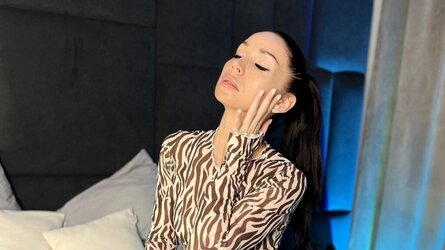 Starte eine Liveshow mit LeilaJames