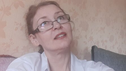 Starte eine Liveshow mit NellyMitchel